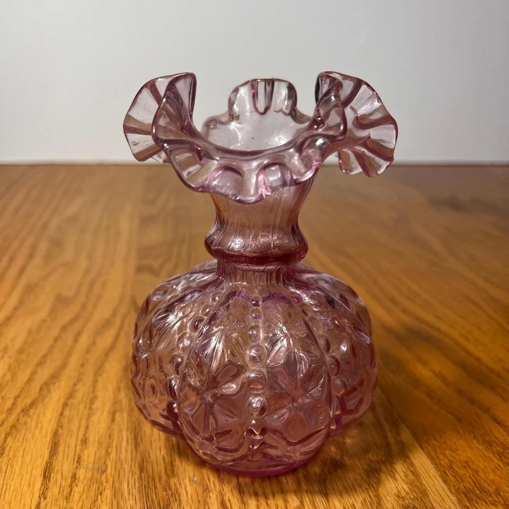 VTG Amethyst Glass Rose Bowl Vase Purple Ruffled Trumpet Vase Cottage bud vase